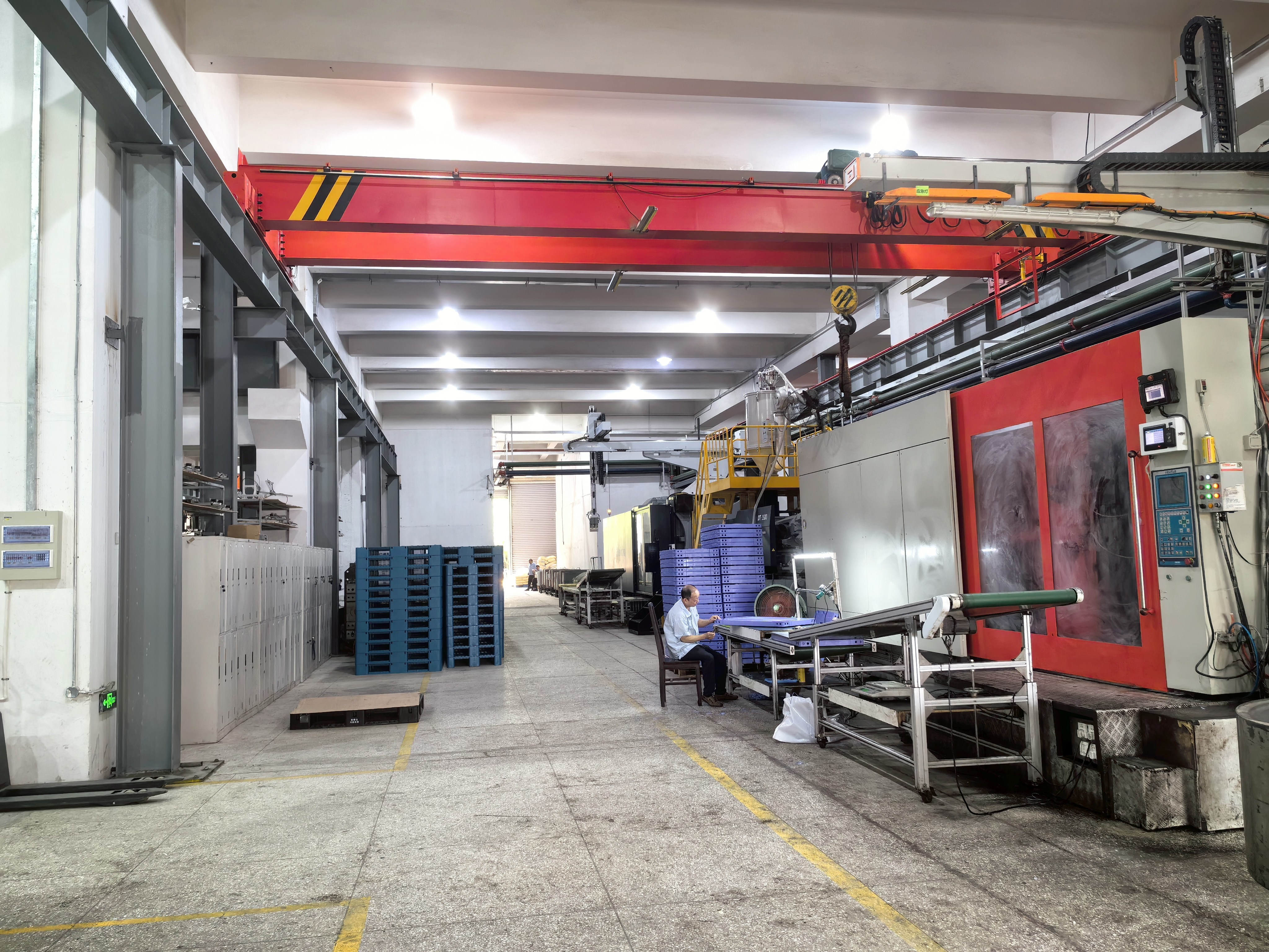 Blog công ty mới nhất về Làm thế nào các thùng nhựa gấp lại làm giảm chi phí vận chuyển container cho các nhà xuất khẩu trái cây